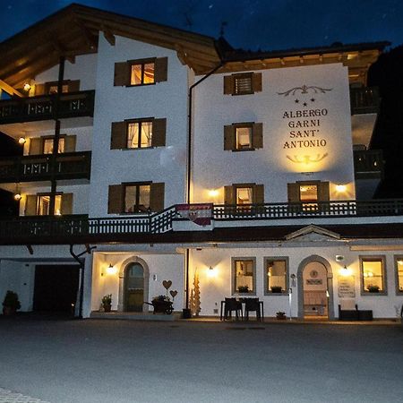 Hotel Garni Sant'Antonio Con Spa Madonna di Campiglio Luaran gambar