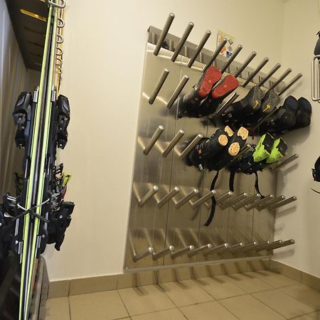Hotel Garni Sant'Antonio Con Spa Madonna di Campiglio Luaran gambar
