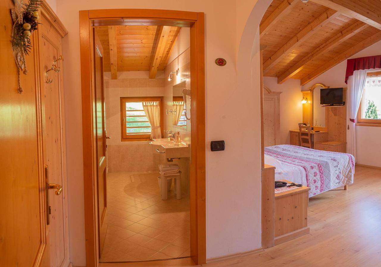 Hotel Garni Sant'Antonio Con Spa Madonna di Campiglio Luaran gambar