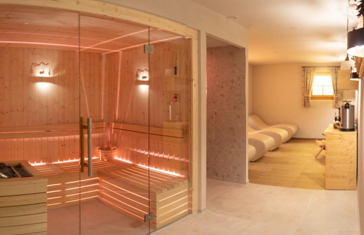 Hotel Garni Sant'Antonio Con Spa Madonna di Campiglio Luaran gambar