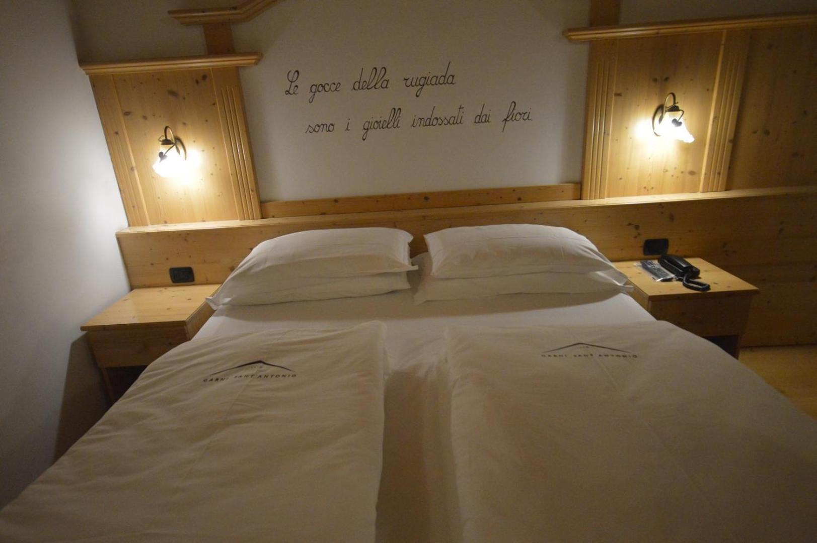 Hotel Garni Sant'Antonio Con Spa Madonna di Campiglio Luaran gambar