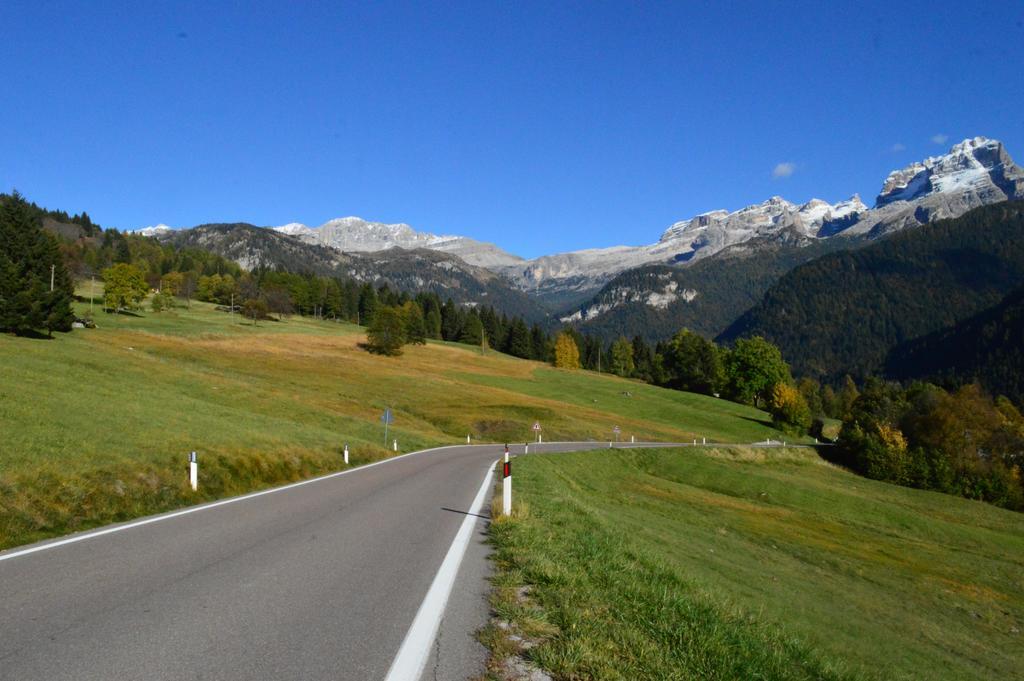 Hotel Garni Sant'Antonio Con Spa Madonna di Campiglio Luaran gambar