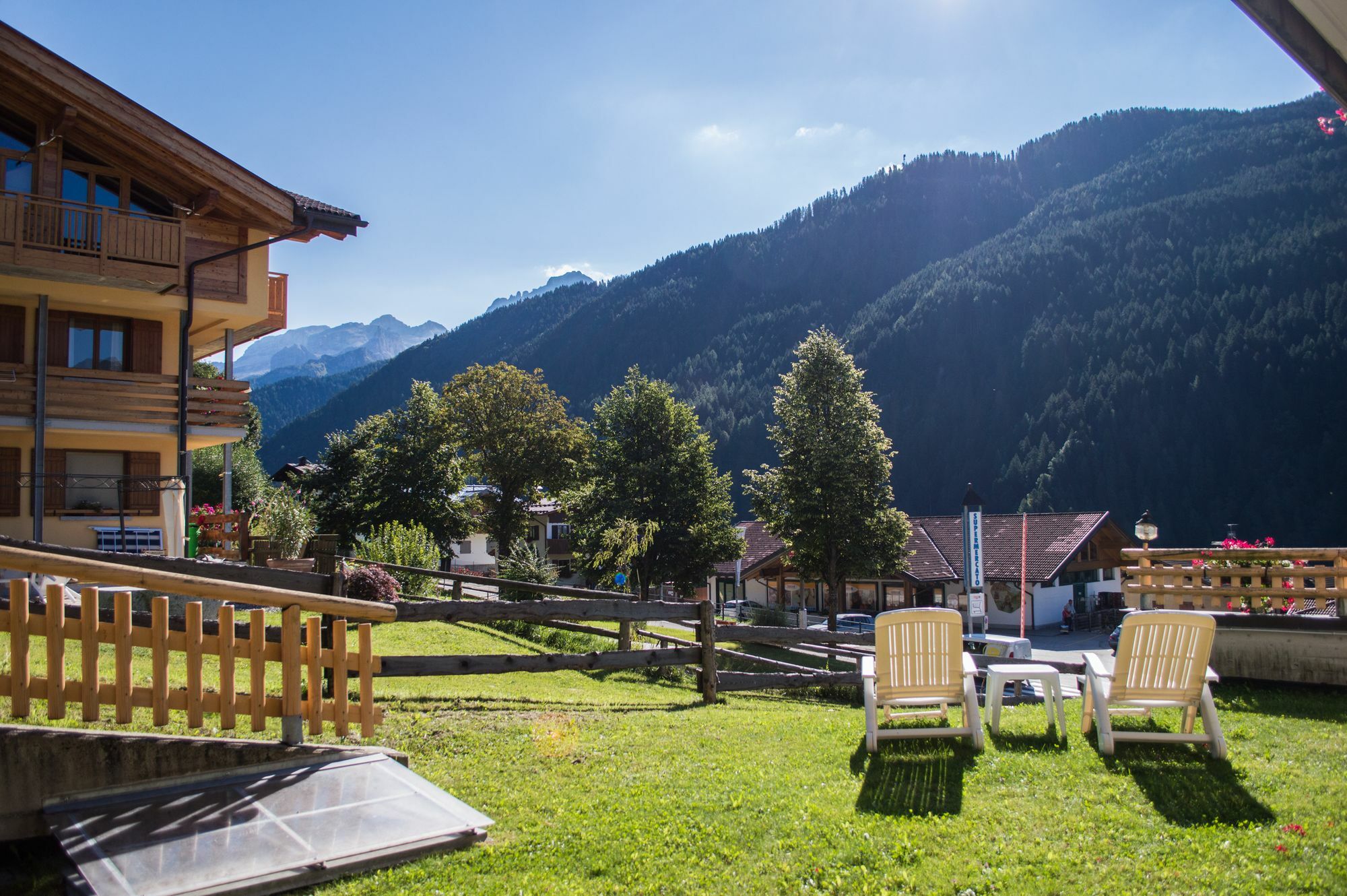 Hotel Garni Sant'Antonio Con Spa Madonna di Campiglio Luaran gambar